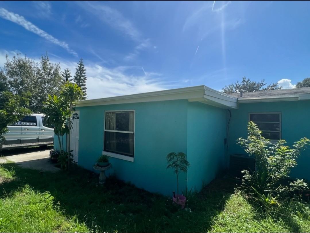 3715 Maple St #NA - Photo 3 of 35