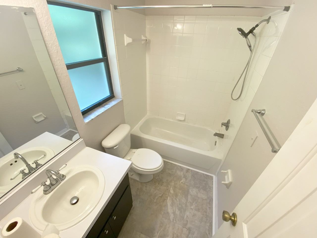 3219 Ne 16th Ct #3219 - Photo 4 of 9