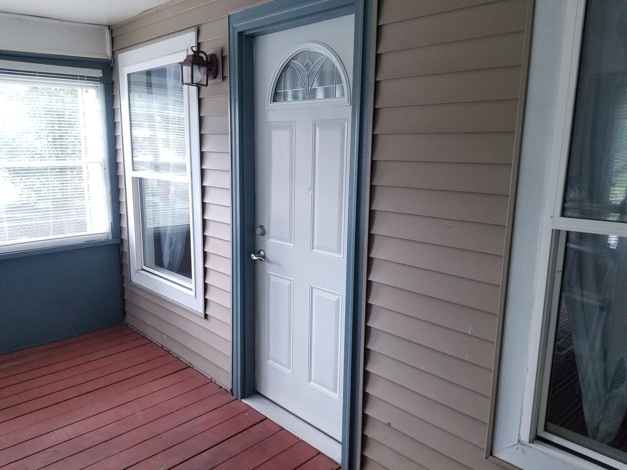 1213 Ballard St #NA - Photo 2 of 14