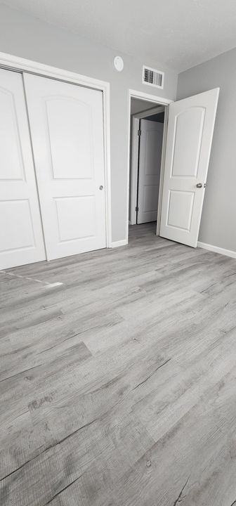 530 Buckeye Ter #5301 - Photo 3 of 5