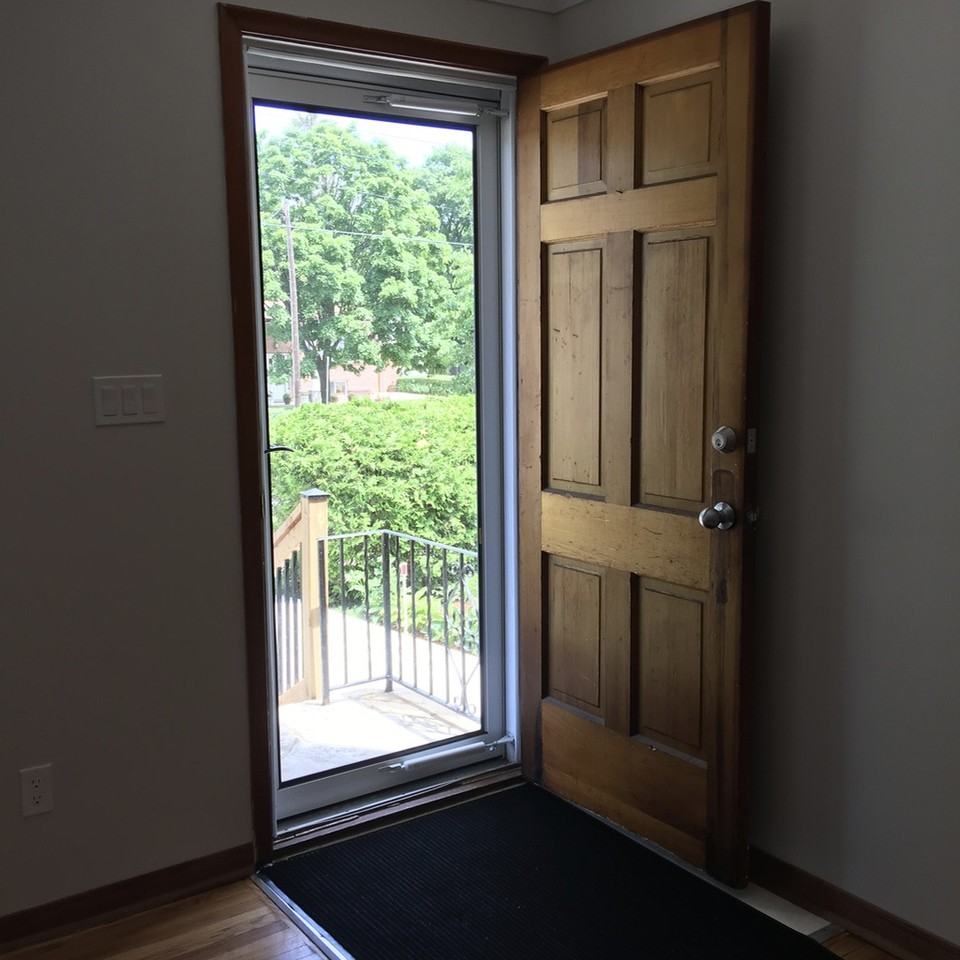 1085 Exmouth Street - Photo 3 of 14