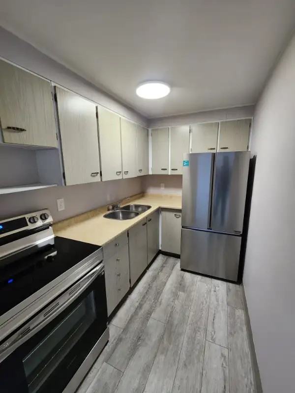 74 Balsam Street - Photo 3 of 4