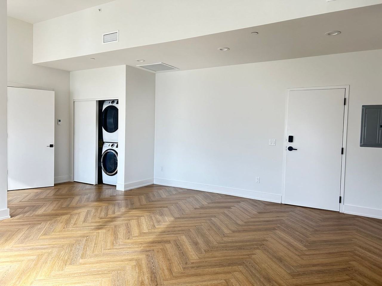 School House Flats Lemoyne - Photo 3 of 28