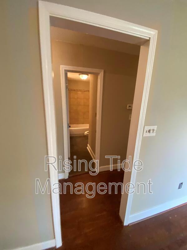 260 Garrison Rd - Photo 2 of 12