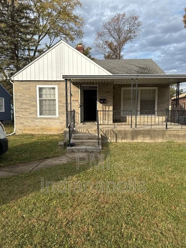 3630 N Chester Ave - Photo 2 of 34