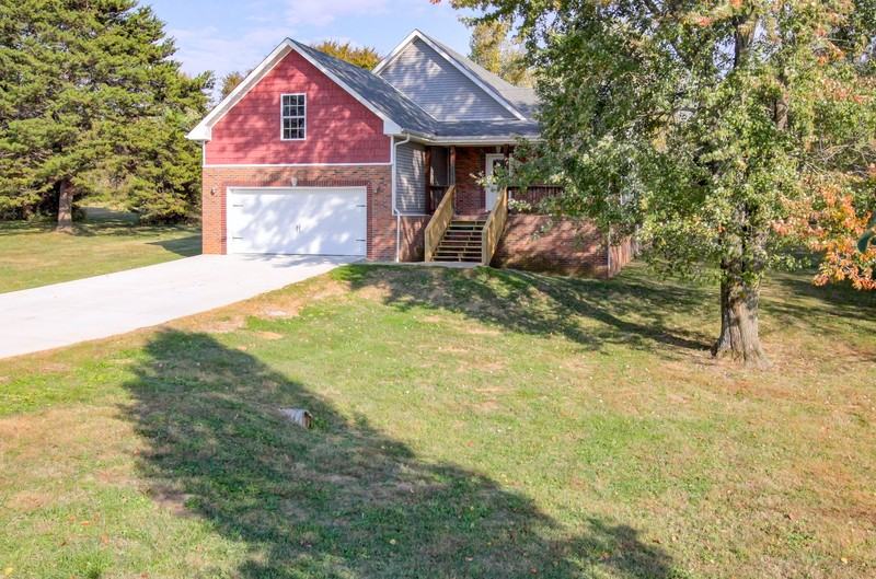 800 Hammacksville Rd - Photo 3 of 50