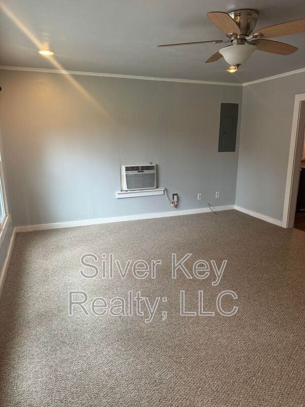 140 Arkansas Ln - Photo 5 of 15