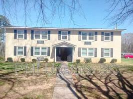 featured image of 201 Chandler Dr #4A