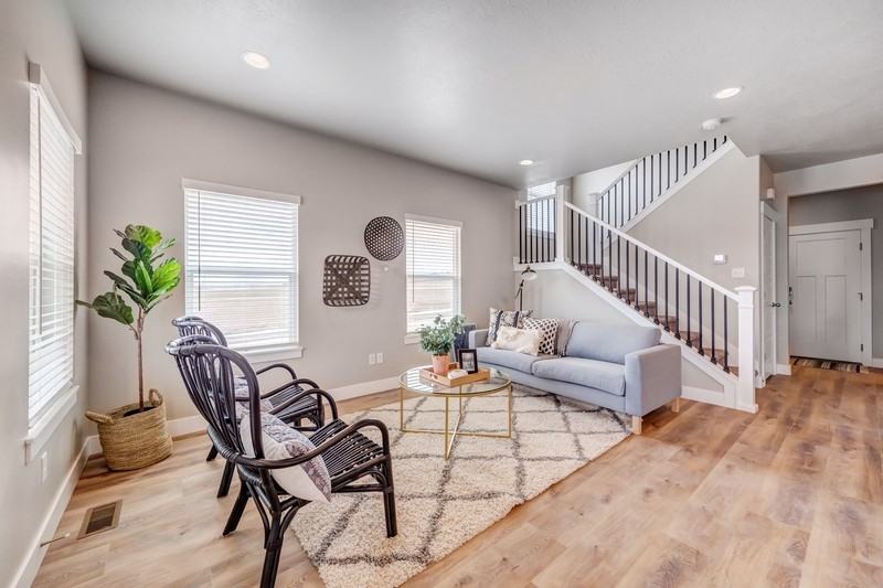 2502 N Cormac Pl - Photo 5 of 12