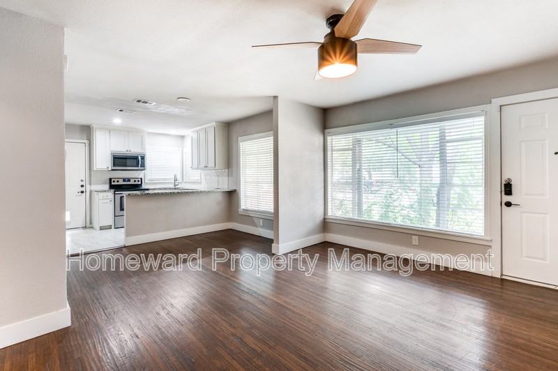 4229 Valentine St - Photo 4 of 13