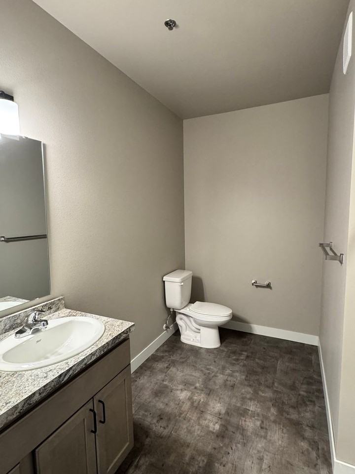 JP Place - Photo 5 of 50
