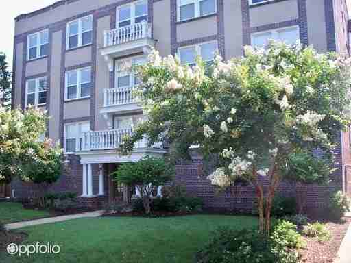 1506 Colonial Ave - Photo 3 of 20