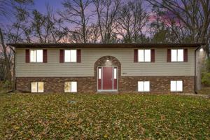 featured image of 1321 Huntington Ave #1