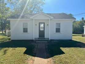 410 Chestnut St - Photo 1 of 1