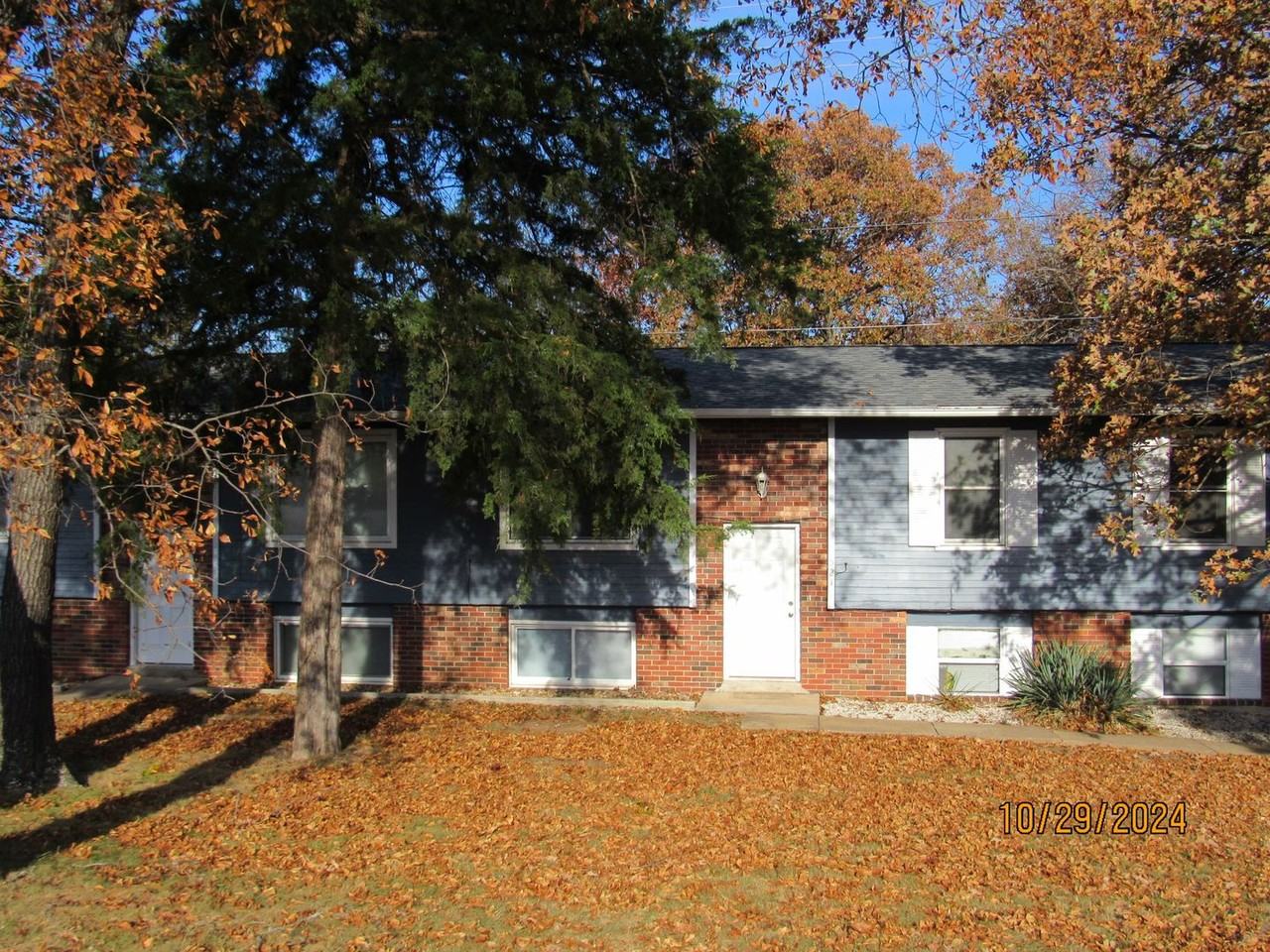 Ball Park Road Duplex - Photo 2 of 20