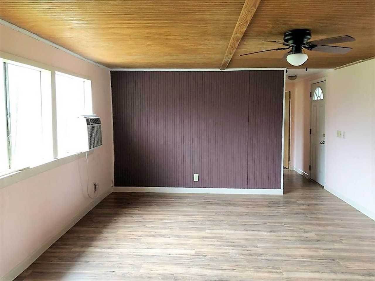 1078 County Road 499 - Photo 3 of 8