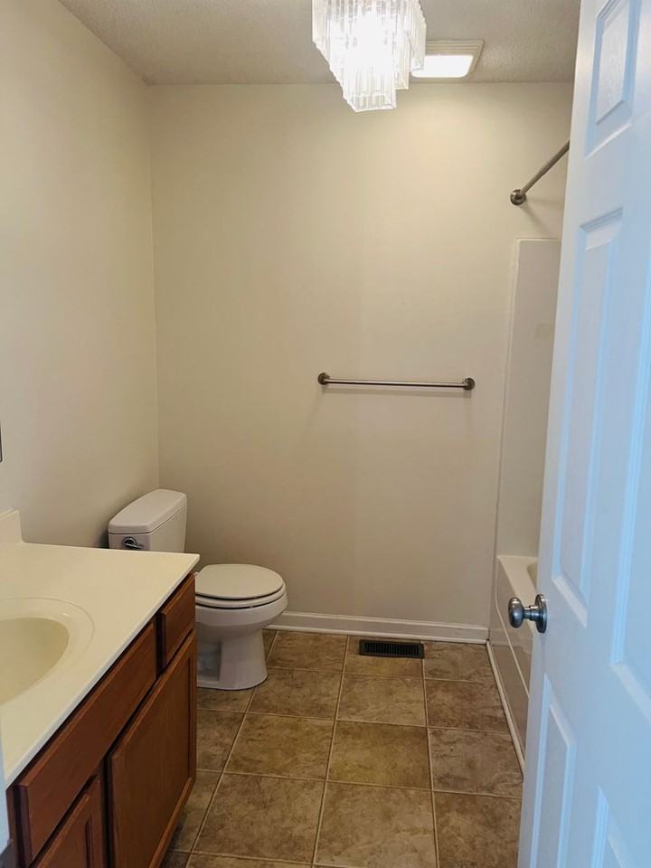 827 Whitetail Ct - Photo 6 of 12