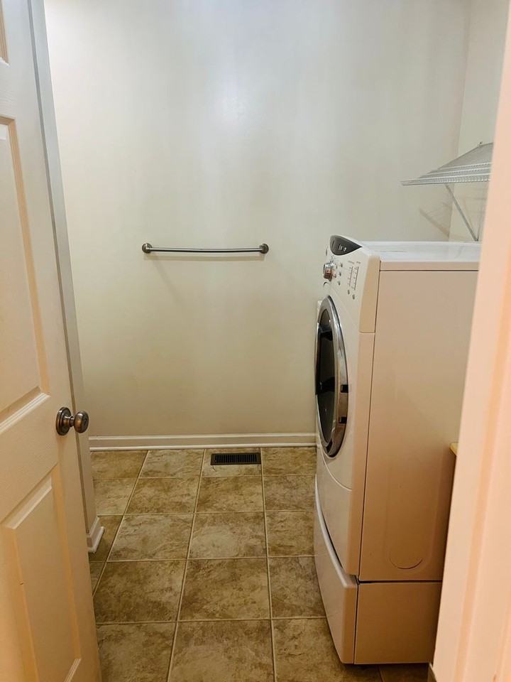 827 Whitetail Ct - Photo 7 of 12