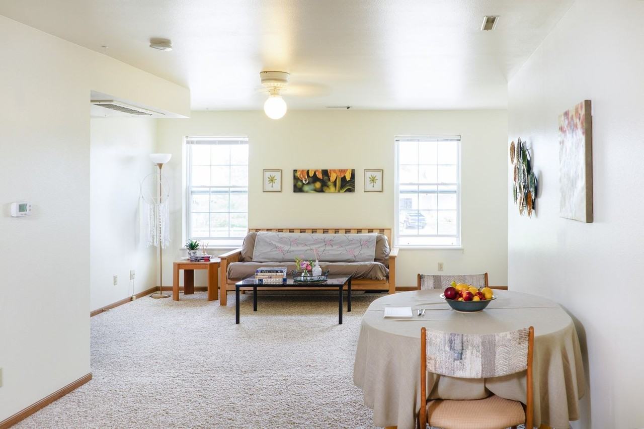 2505 Aspen Rd - Photo 3 of 16