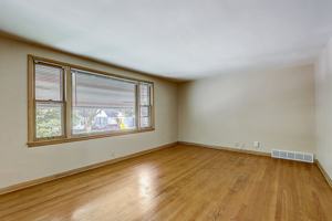 featured image of 4670 N 45th St