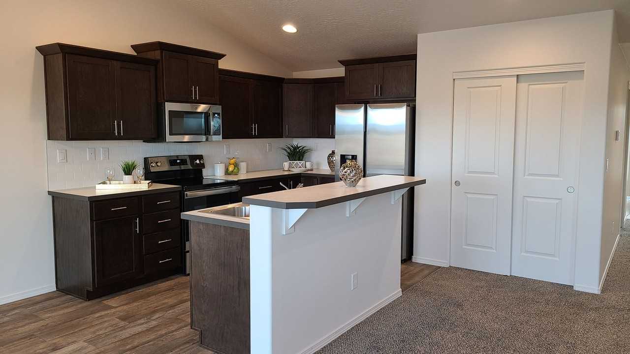 7812 W 55th Ave - Photo 6 of 29