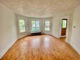 606 Pearl St - Photo 1 of 1