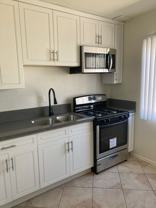 APT LANKERSHIM (RSO) - Photo 1 of 1