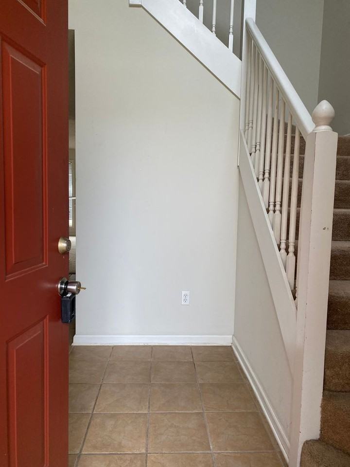 107 Wakefield Way - Photo 3 of 20