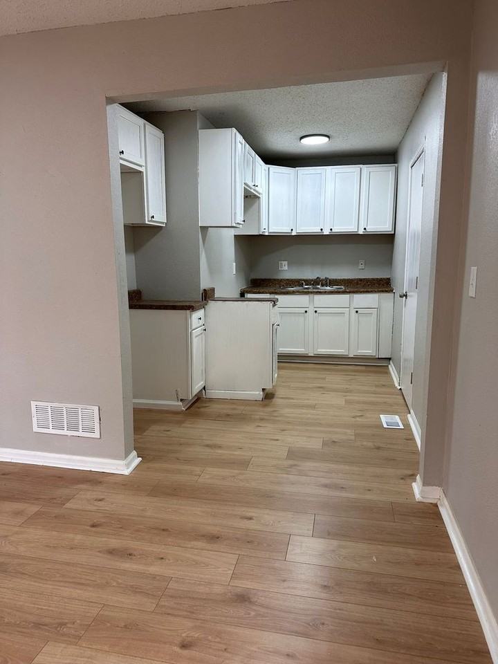 6824 Bellefontaine Ave - Photo 4 of 13