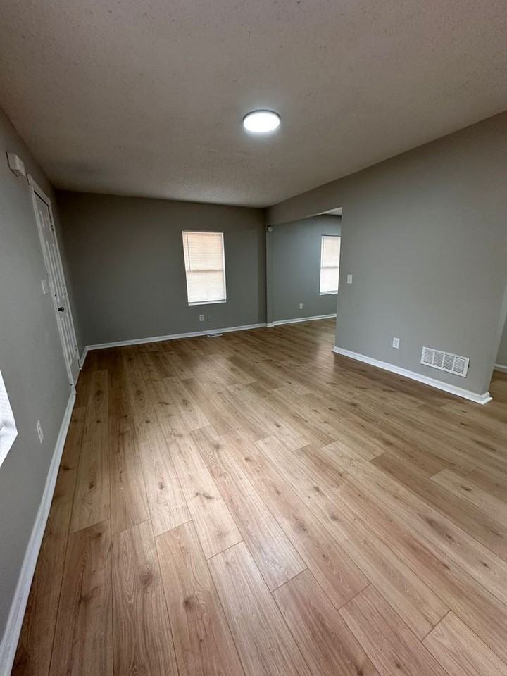 6824 Bellefontaine Ave - Photo 7 of 13