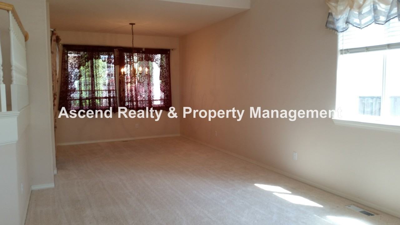 5290 Nw Skycrest Pkwy - Photo 4 of 24