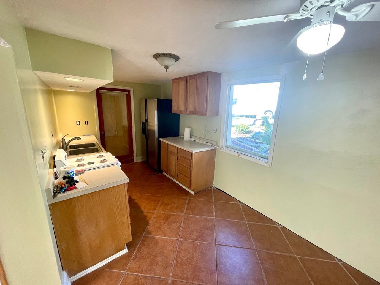 806 Euclid Ave - Photo 7 of 13