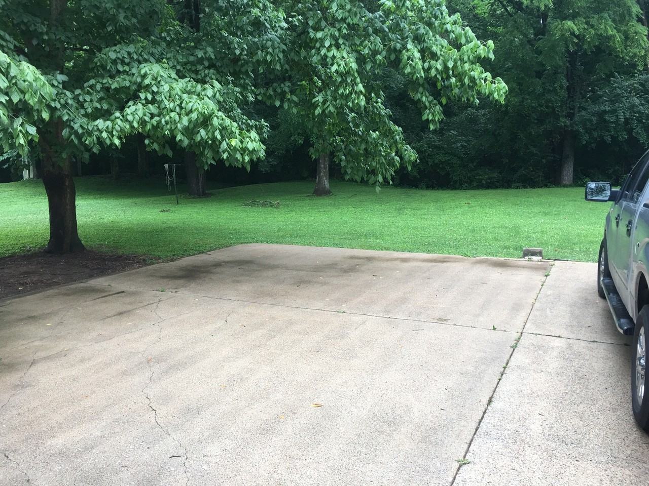 3939 Creekside Dr - Photo 3 of 14