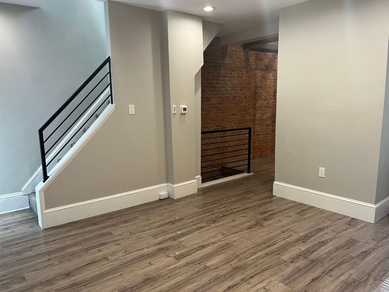 18 W Liberty St - Photo 3 of 22