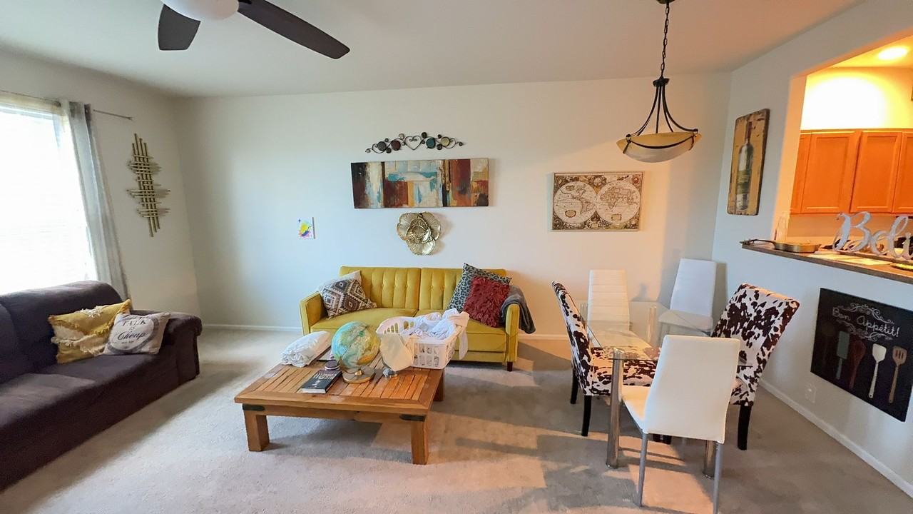 7632 Sandy Springs Pt - Photo 6 of 17