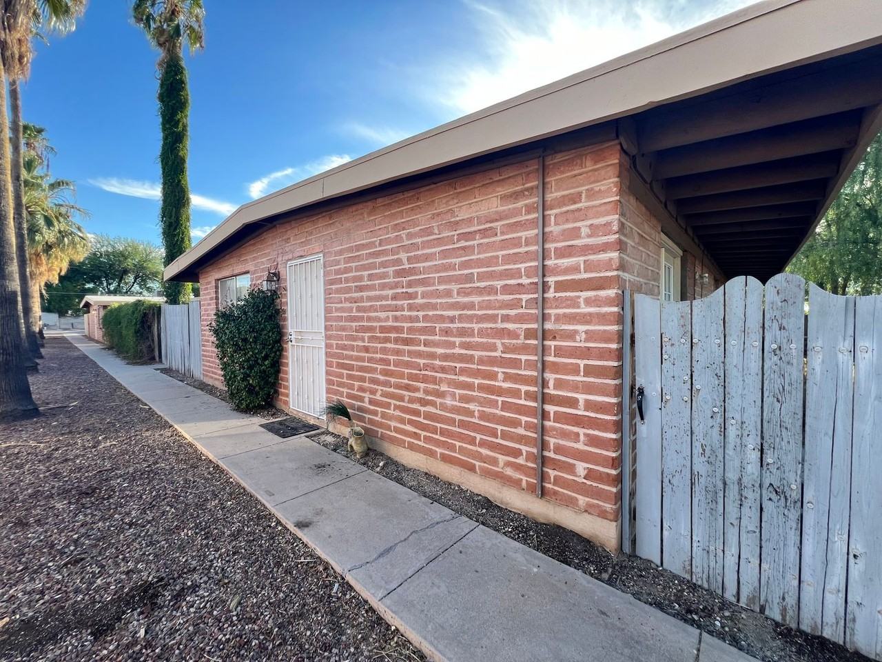 5610 E Glenn St #A - Photo 2 of 14