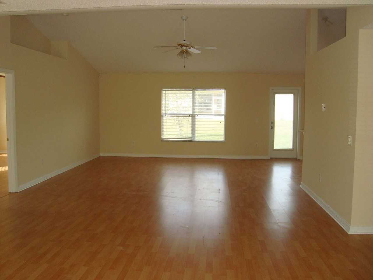 3190 Sw Curcuma St - Photo 5 of 20