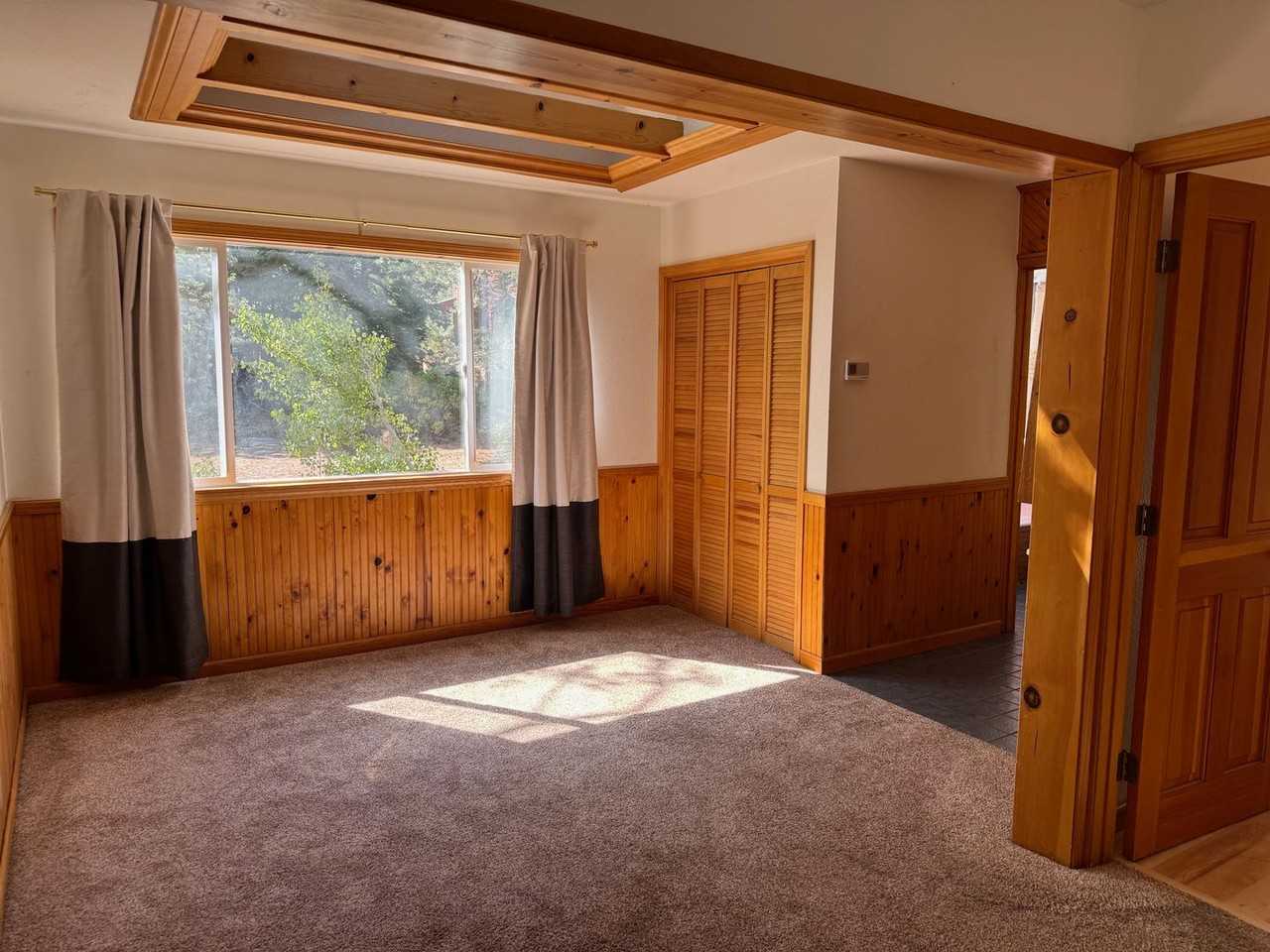 574 Koru St - Photo 6 of 12