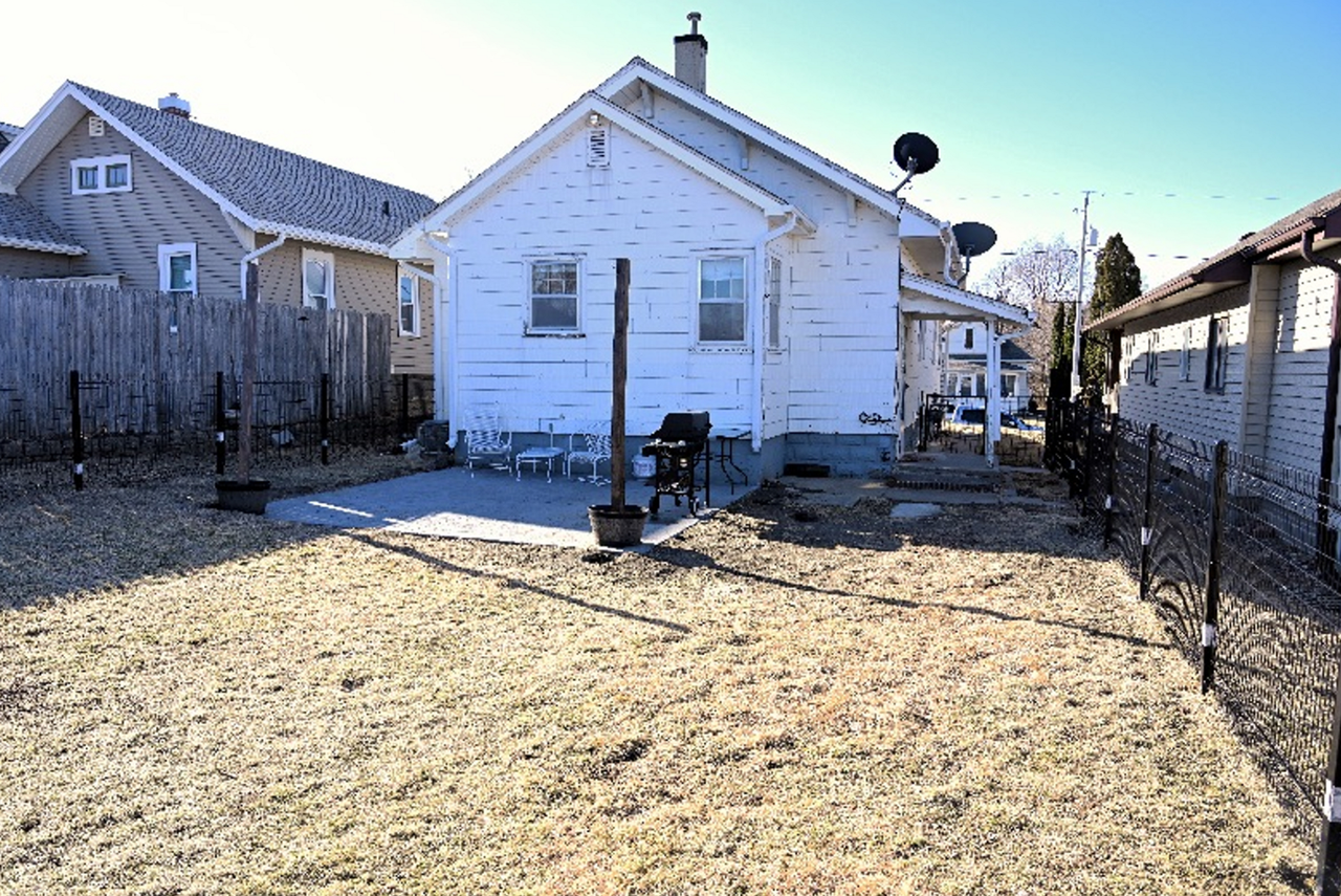 2809 Leech Ave - Photo 2 of 13
