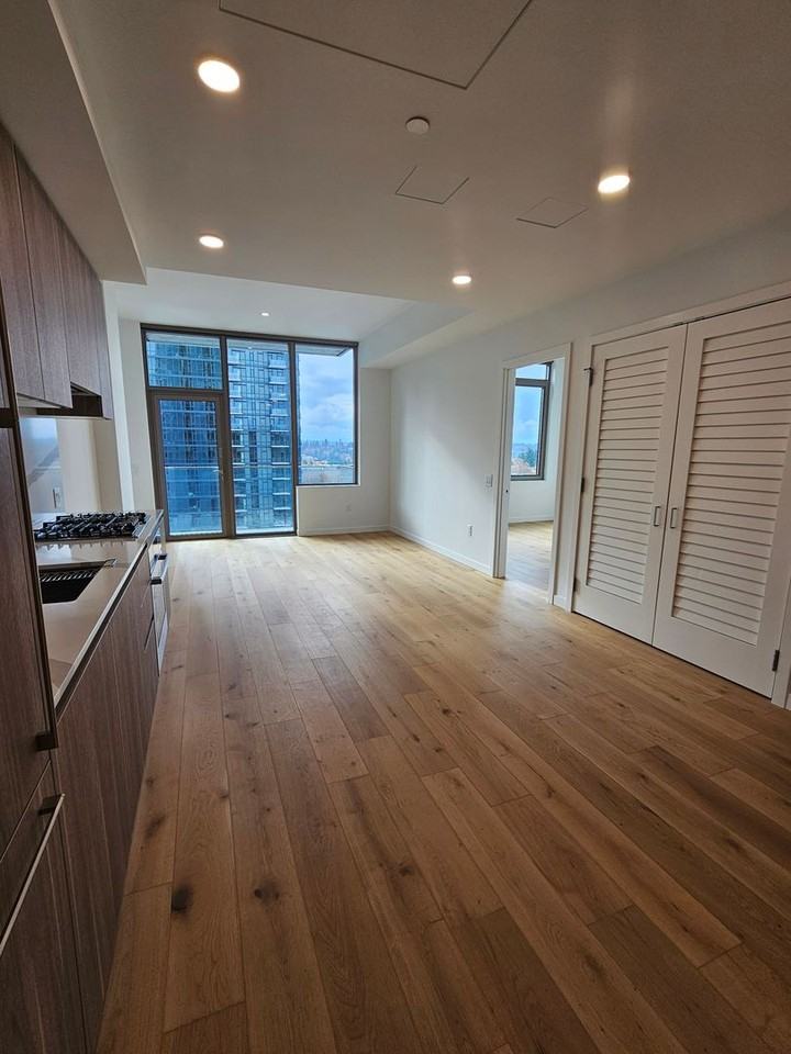 10232 Ne 10th St #910 - Photo 7 of 27