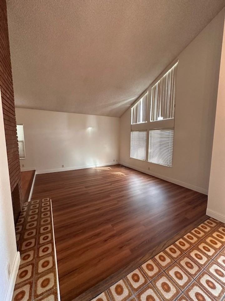 2967 Davidwood Way - Photo 3 of 17