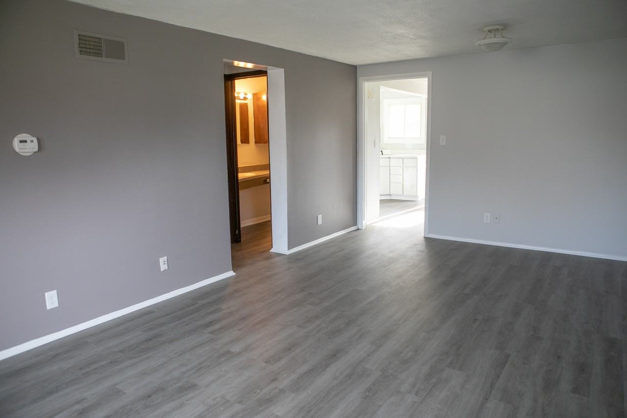 189 Buchanan Street - Photo 3 of 16