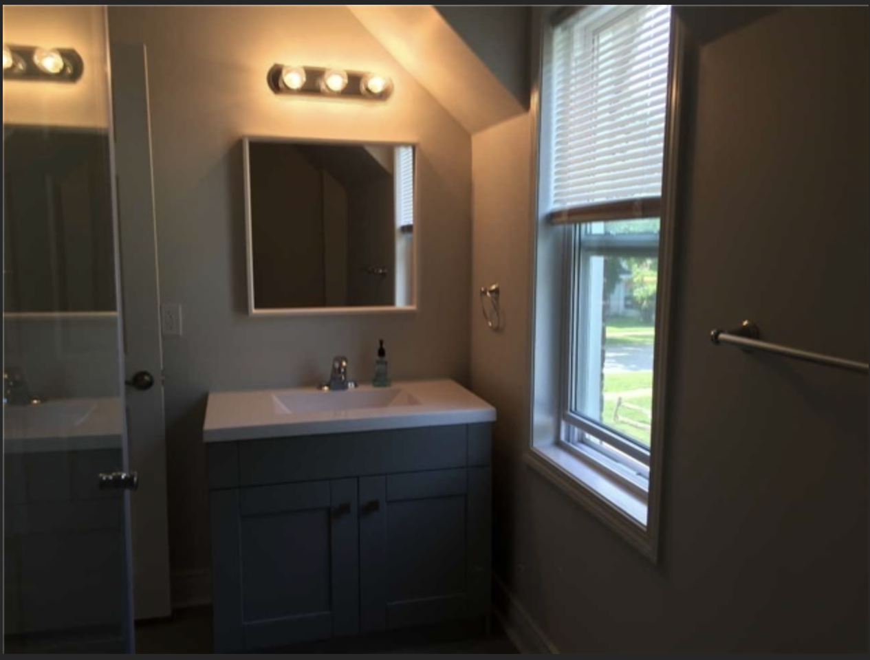 76 Wellington Street East #3 - Photo 3 of 7