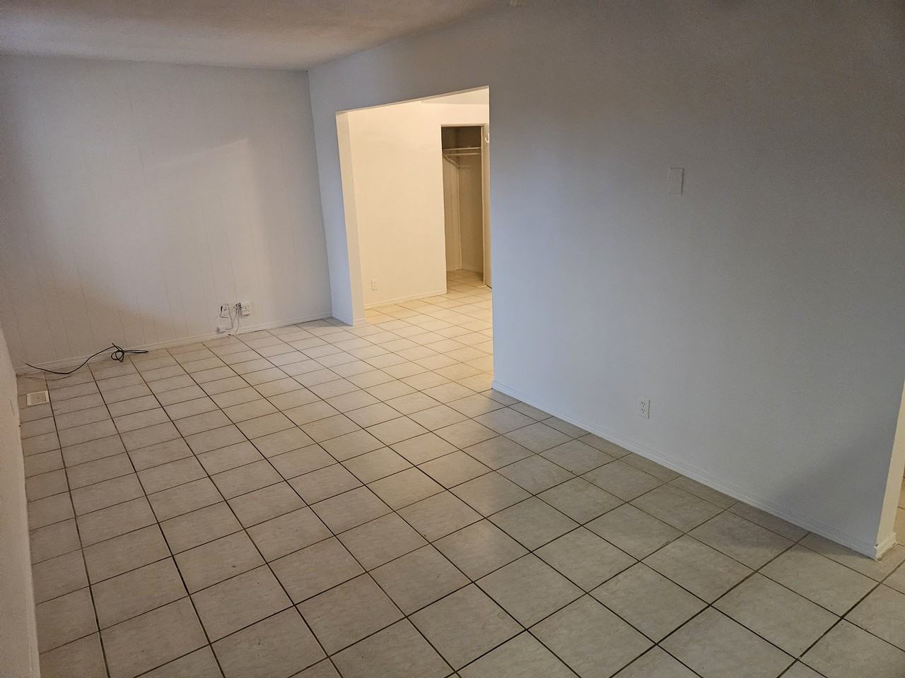 727 4th Avenue #1 - Photo 4 of 5