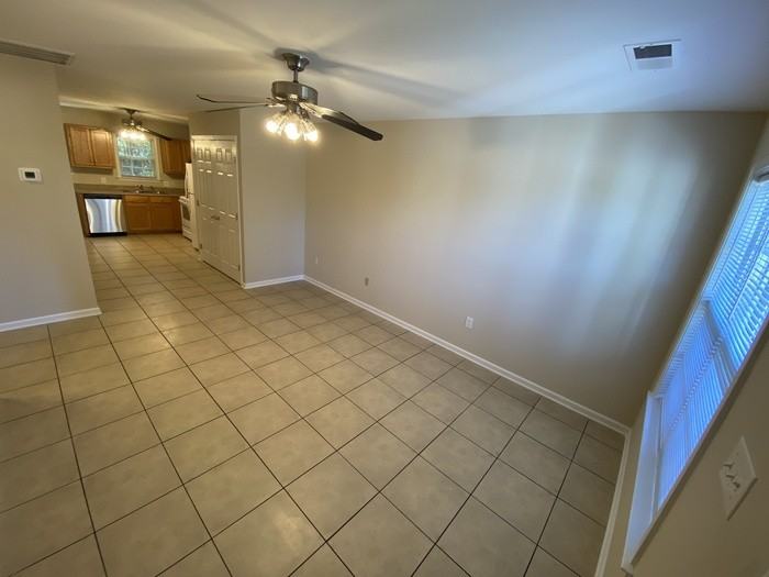 483 Pharr Dr Sw - Photo 2 of 13
