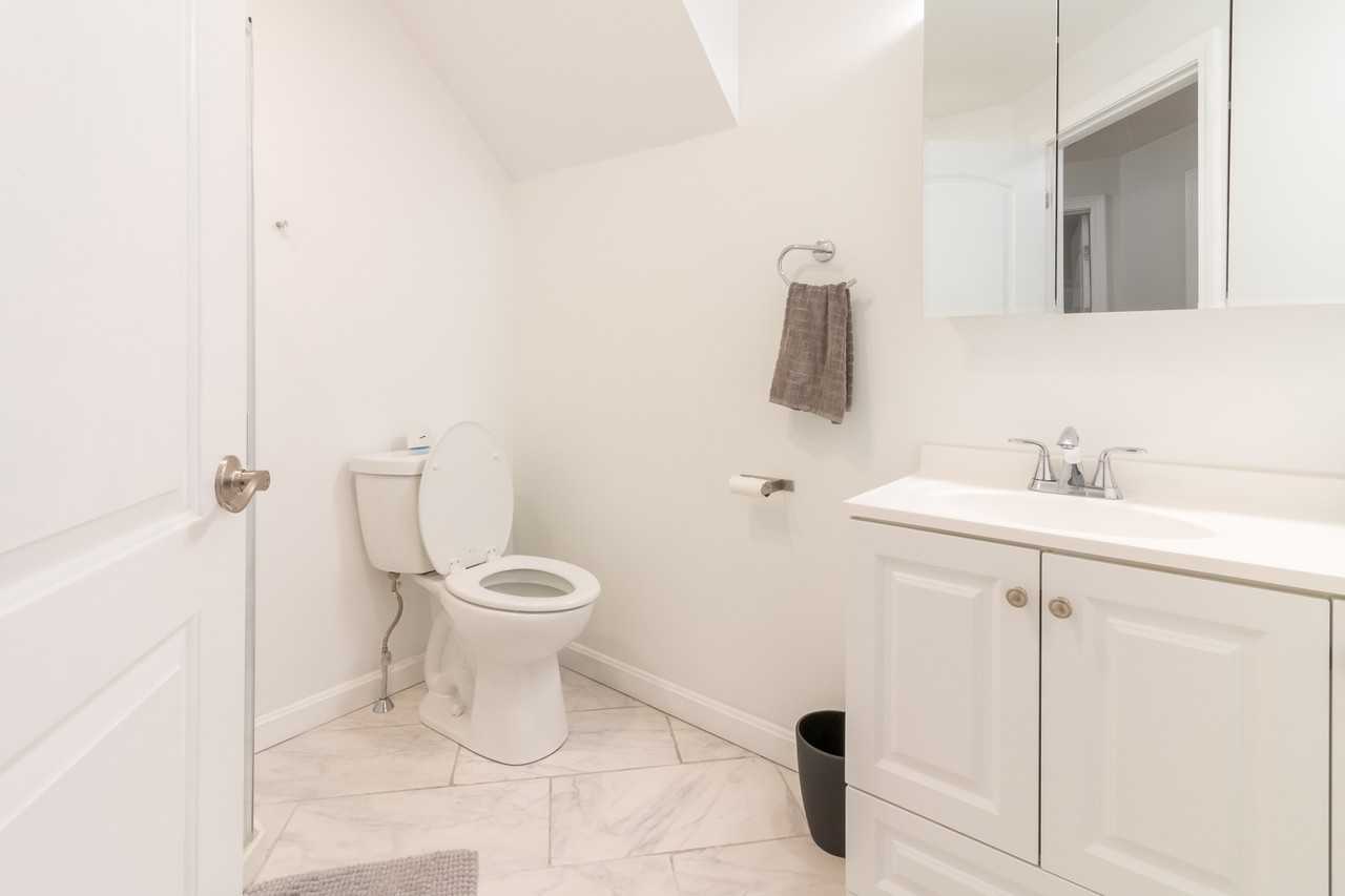 1057 Saratoga St #3 - Photo 4 of 15