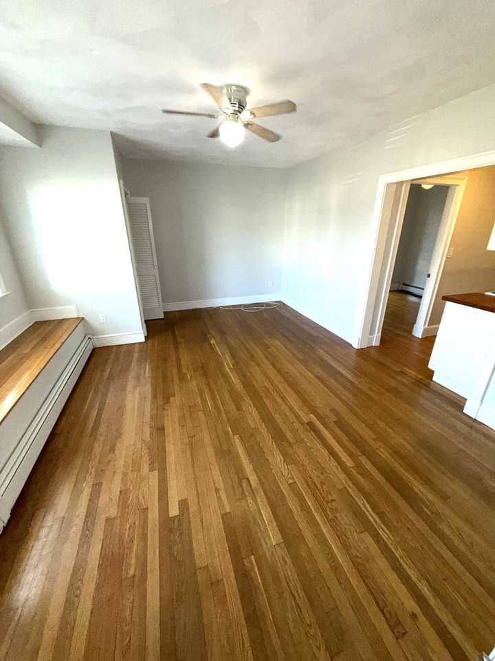 159 Hancock St #1 - Photo 2 of 9