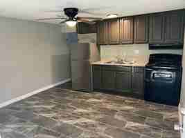 featured image of 7706 W Fairfield Dr #8