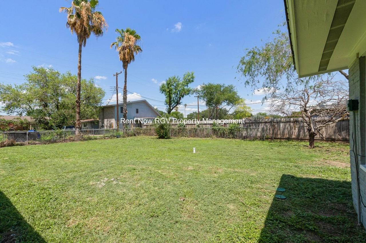 806 Walnut Ave #NA - Photo 2 of 15