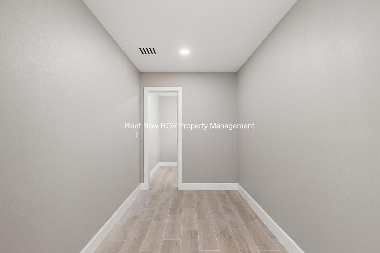 806 Walnut Ave #NA - Photo 6 of 15
